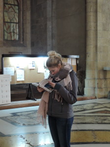 Reiseführer studieren :)